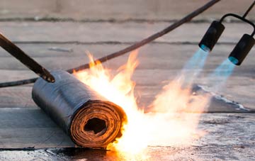 Ripe asphalt flat roofing repairs